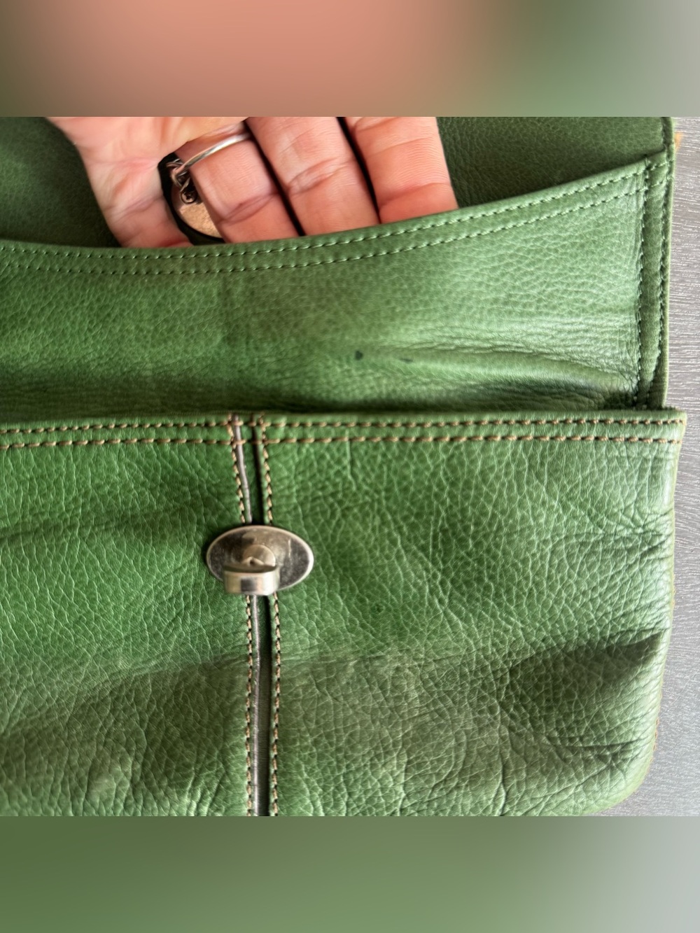Fossil Green Leather Turn-Lock Wristlet Clutch - Picture 5 of 10